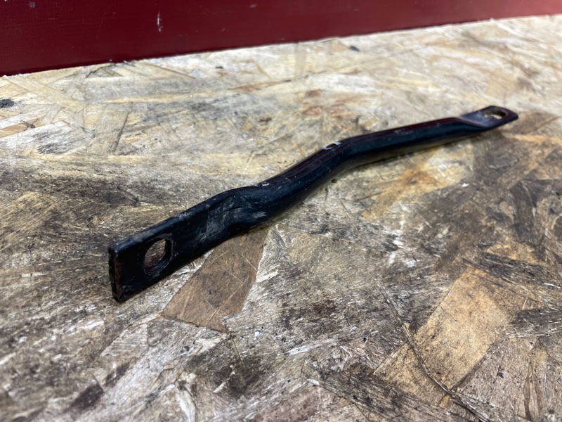 Кронштейн подрамника - фото 3