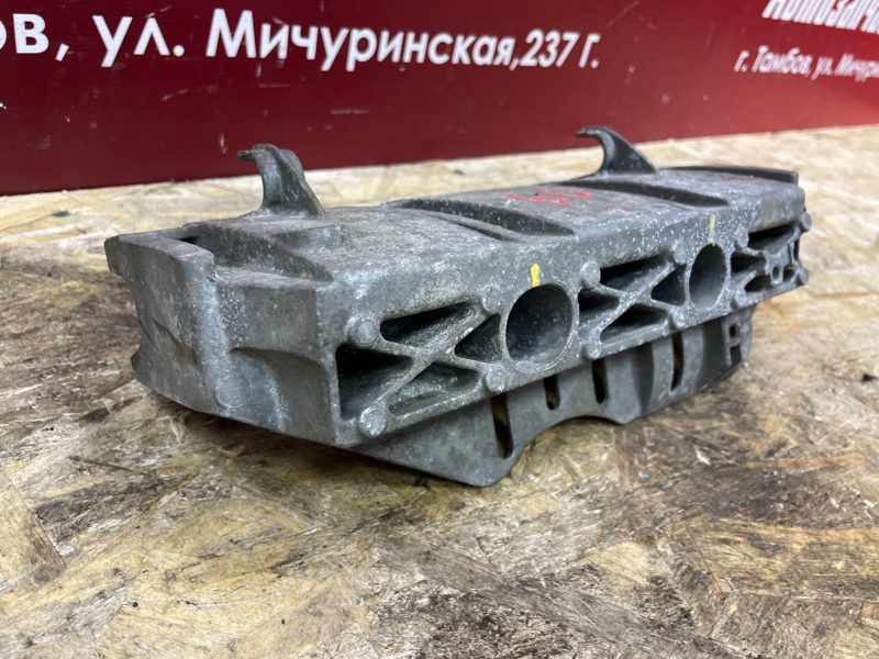 Кронштейн впускного коллектора - фото 4