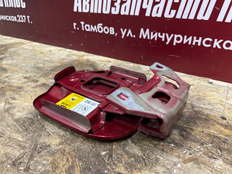 Лючок бензобака - фото 5