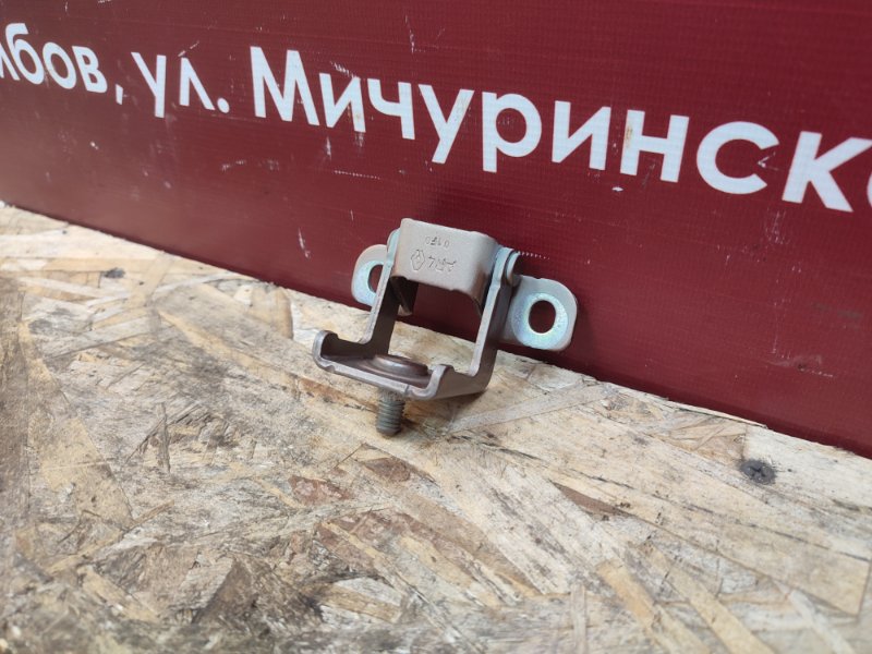 Петля багажника - фото 4