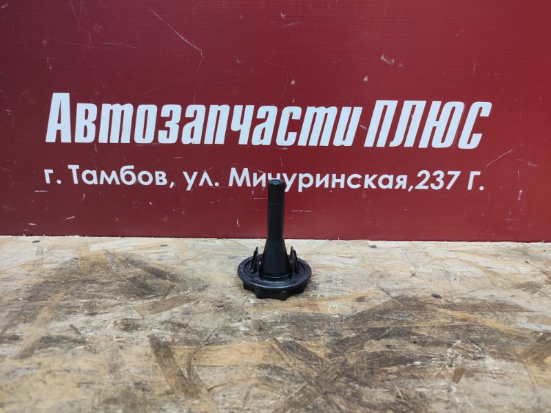 Крепление запасного колеса - фото 1