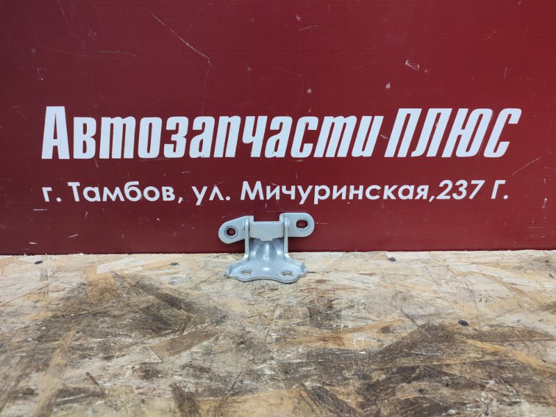 Петля двери - фото 1