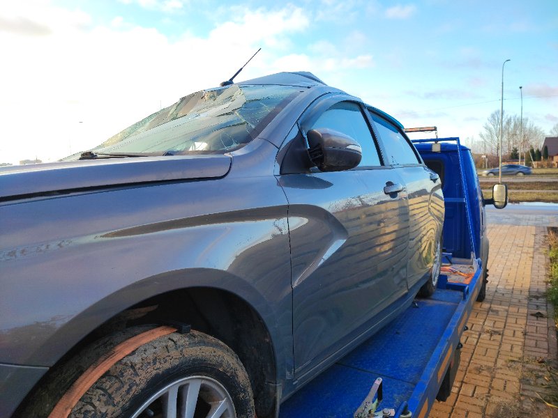 Кузов на запчасти - фото 5