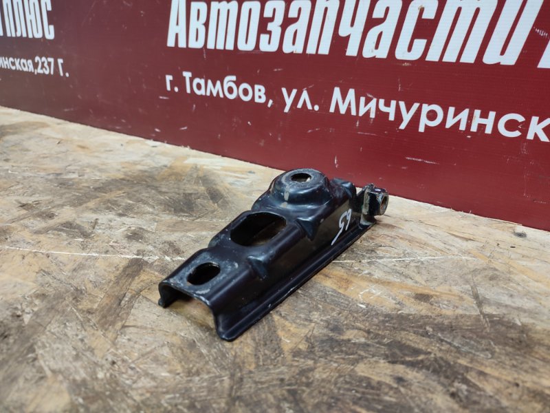 Кронштейн опоры двигателя - фото 3