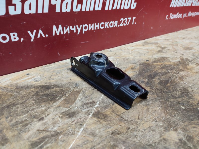 Кронштейн опоры двигателя - фото 4