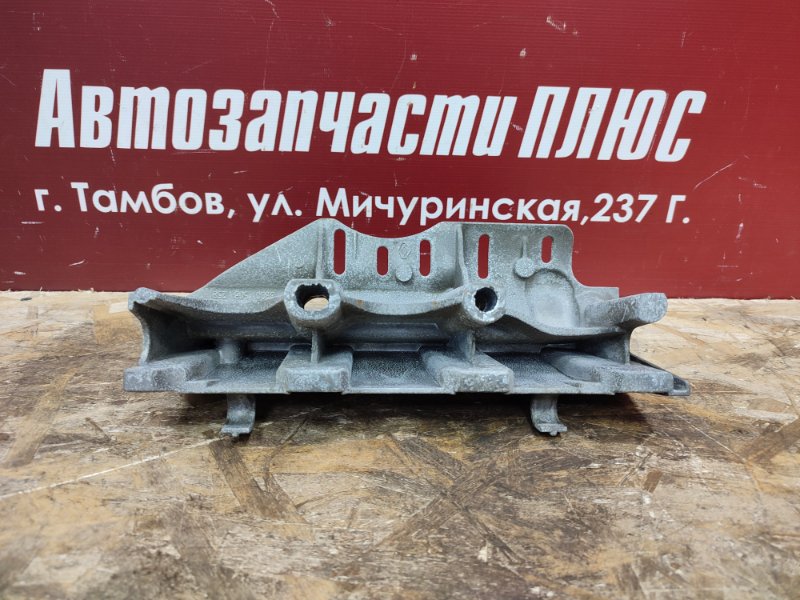 Кронштейн впускного коллектора - фото 6