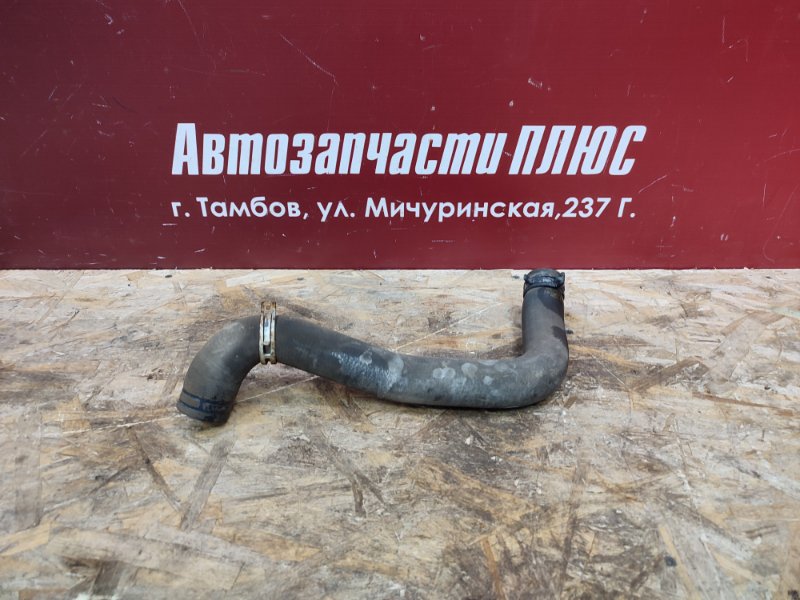 Верхний патрубок радиатора - фото 1