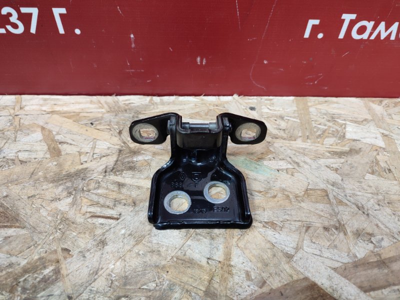 Петля двери - фото 1