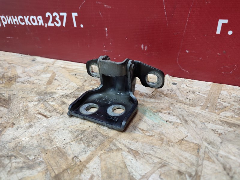 Петля двери - фото 3