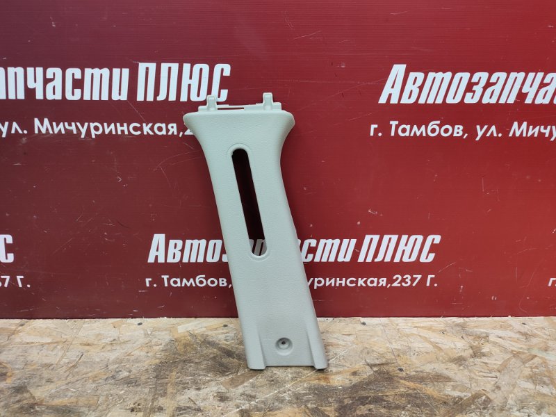 Обшивка средней стойки - фото 1