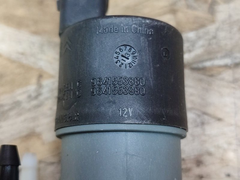 Моторчик бачка омывателя - фото 7