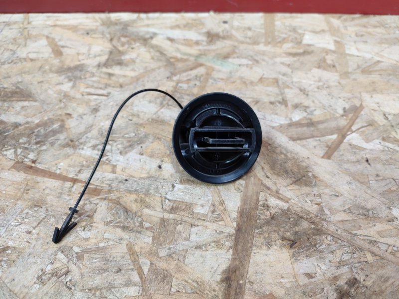 Крышка топливного бака - фото 5