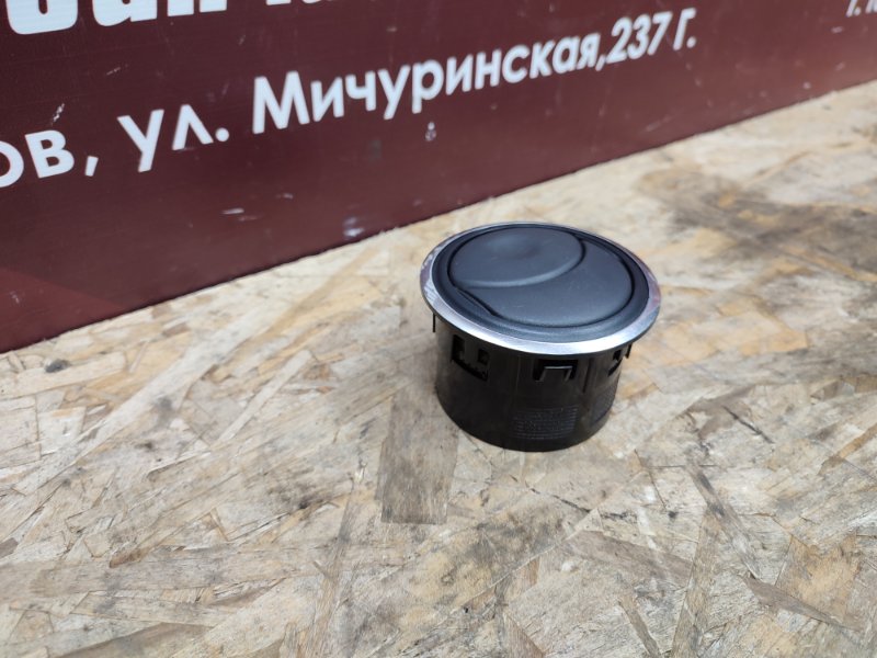 Воздушный дефлектор салона - фото 3