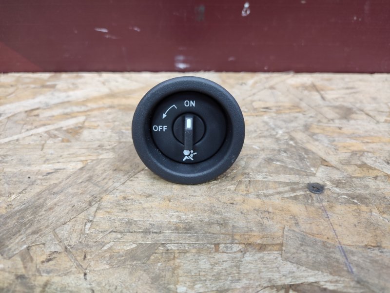 Выключатель подушки безопасности - фото 1