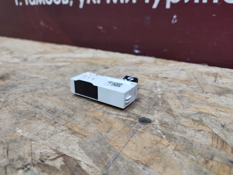 Датчик ремня безопасности - фото 3