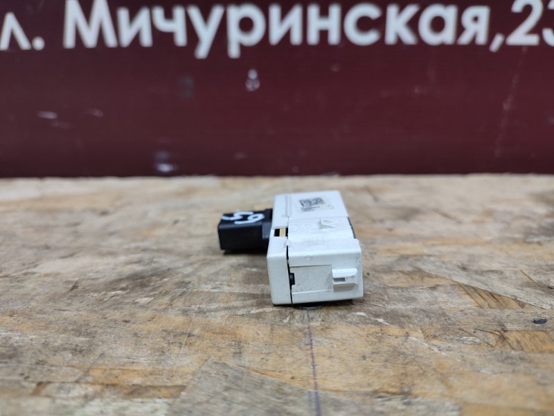 Датчик ремня безопасности - фото 7