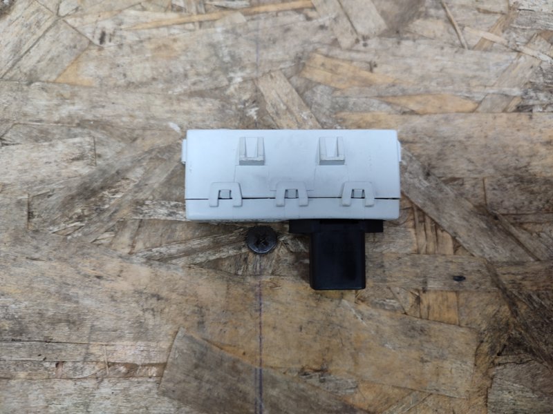 Датчик ремня безопасности - фото 8