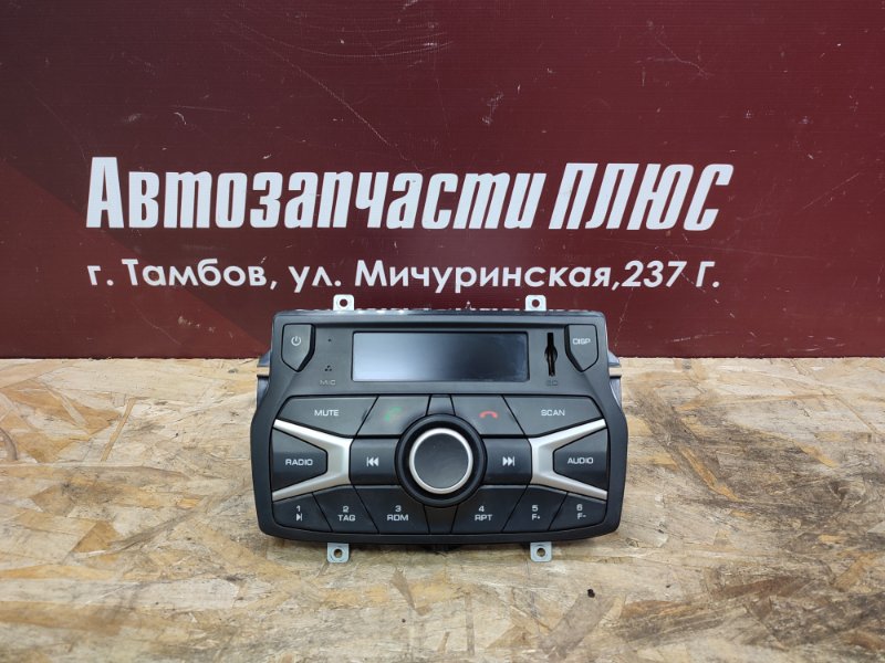 Магнитола штатная - фото 1
