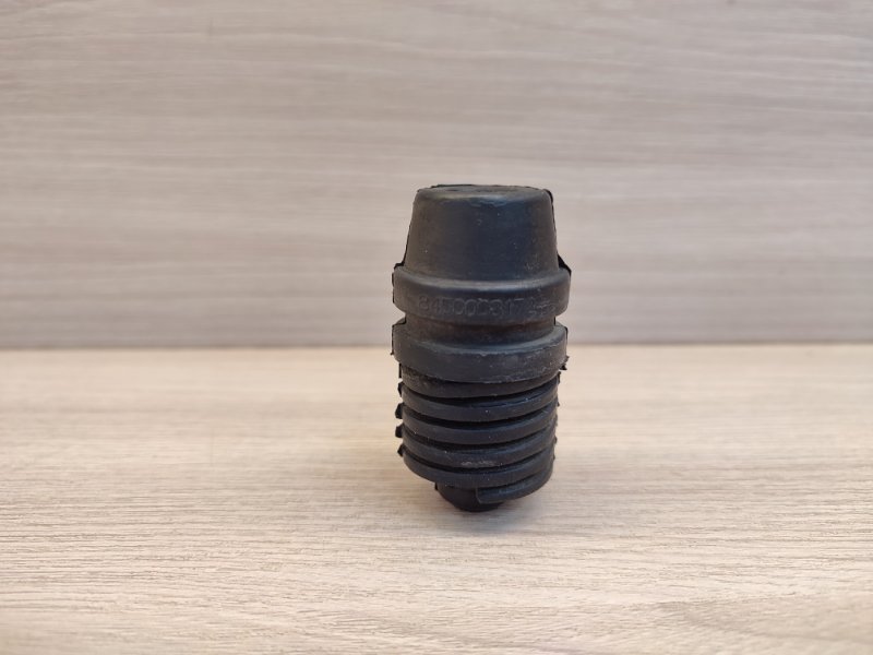 Отбойник капота - фото 3