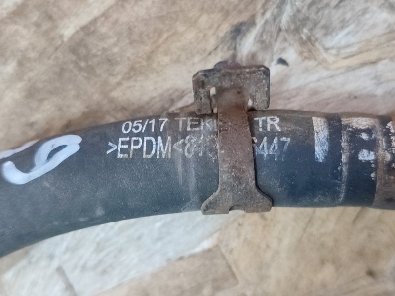 Шланг расширительного бачка - фото 9