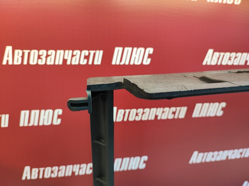 Дефлектор радиатора - фото 2
