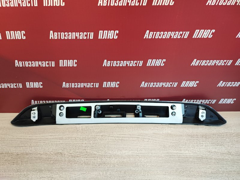 Накладка крышки багажника - фото 7
