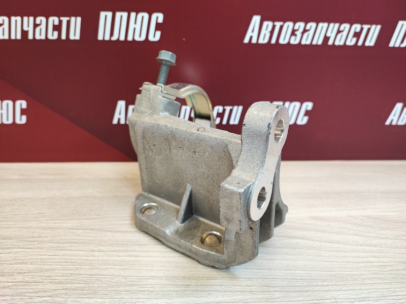 Кронштейн промежуточной опоры правого привода - фото 6