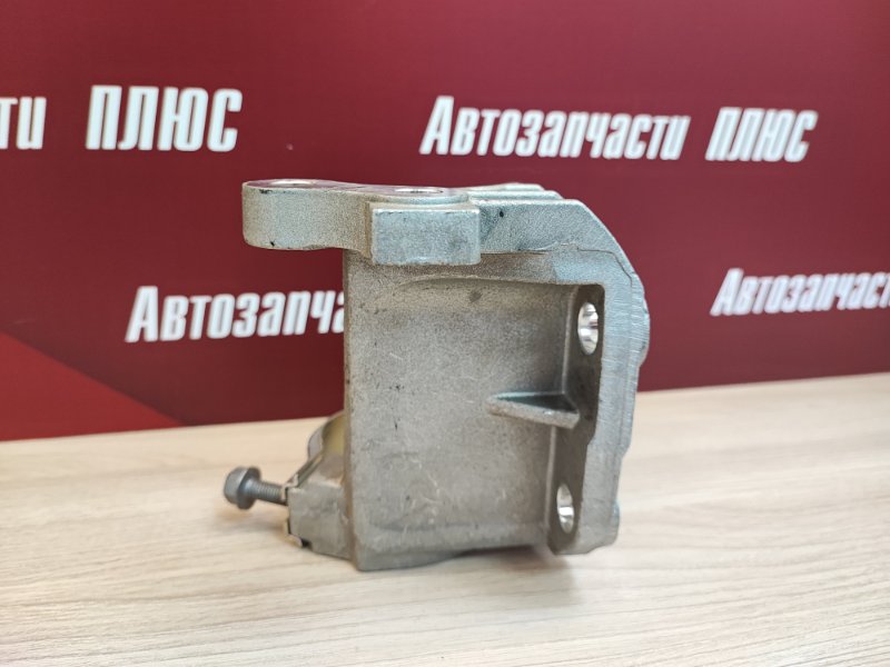 Кронштейн промежуточной опоры правого привода - фото 9