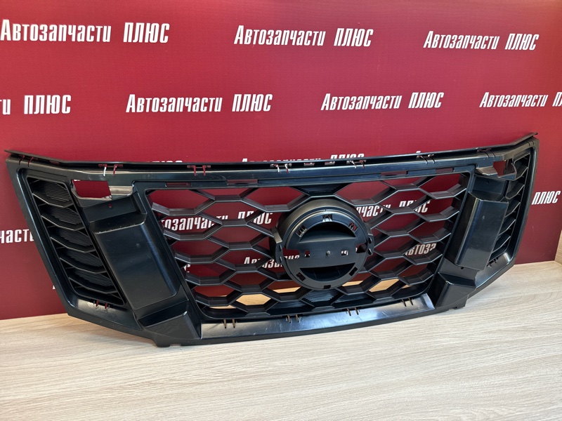 Решетка радиатора - фото 3