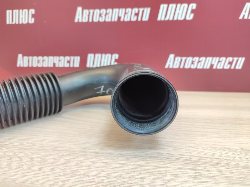 Патрубок воздушного фильтра - фото 9