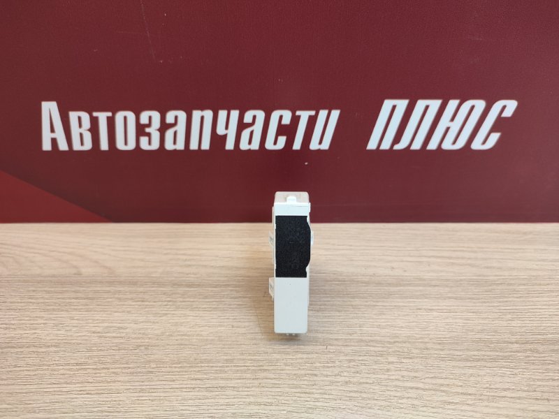 Датчик ремня безопасности - фото 1