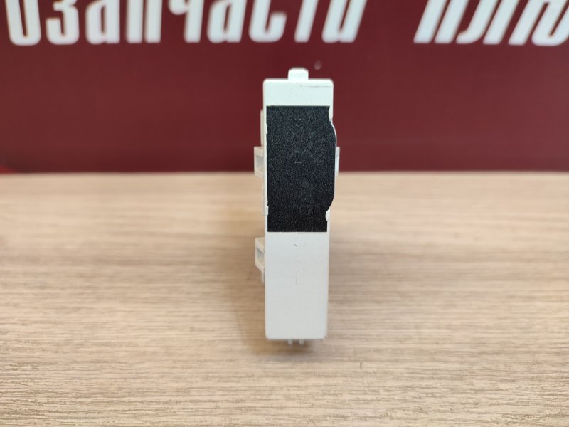 Датчик ремня безопасности - фото 2