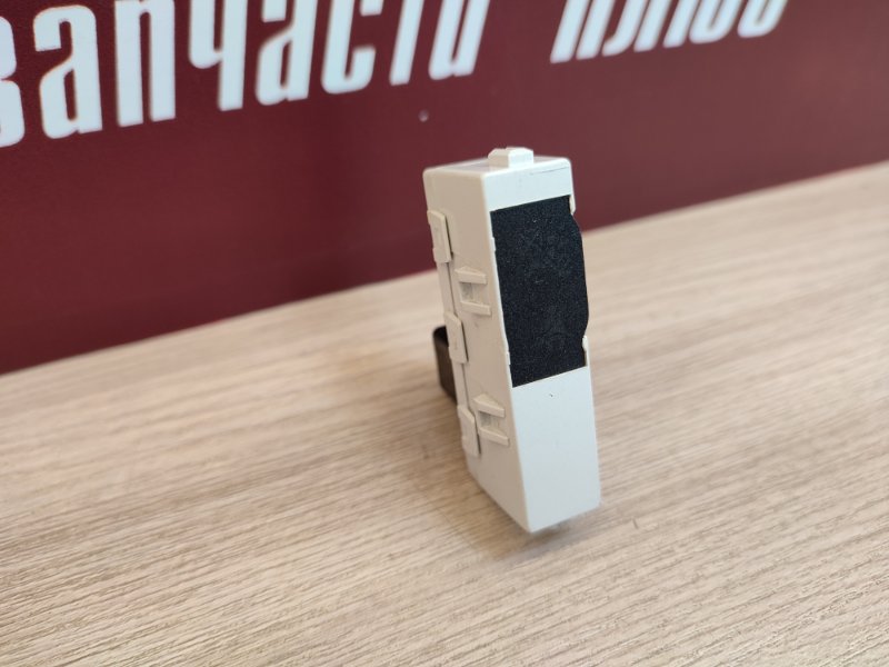 Датчик ремня безопасности - фото 4