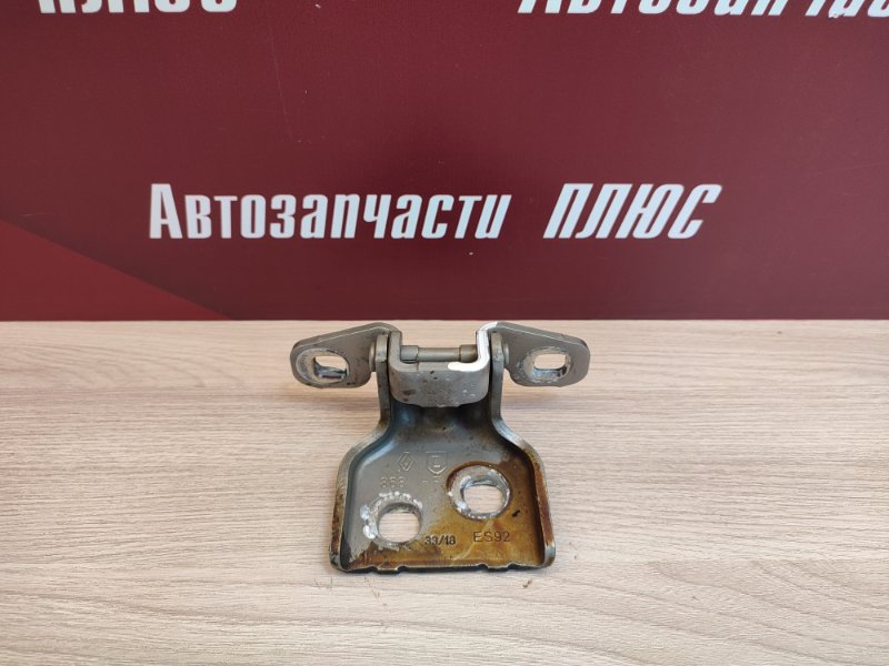 Петля двери - фото 1