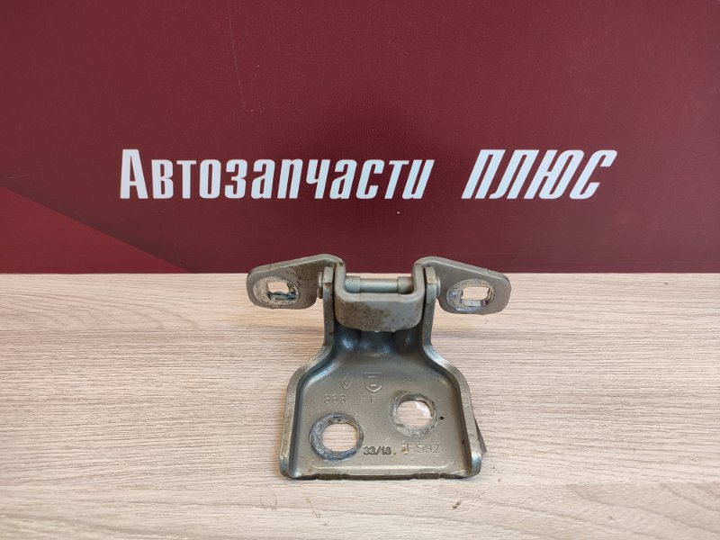 Петля двери - фото 1