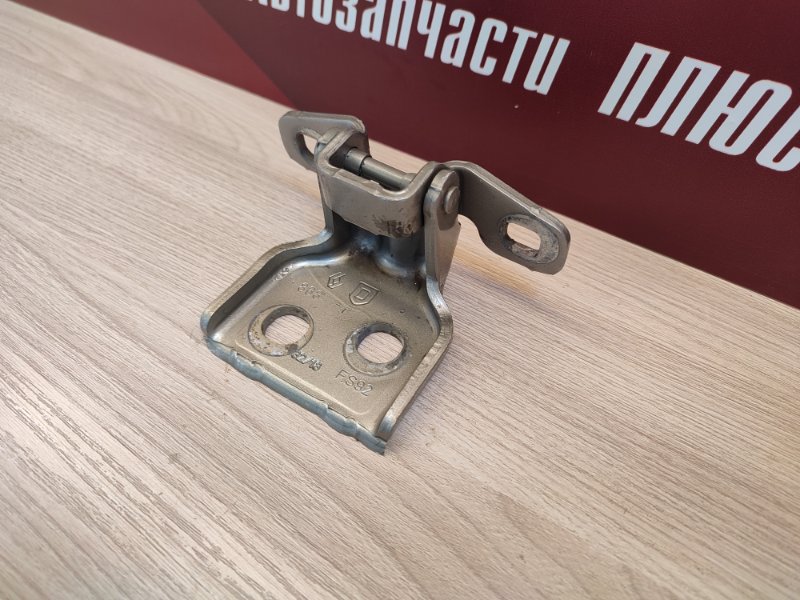 Петля двери - фото 3