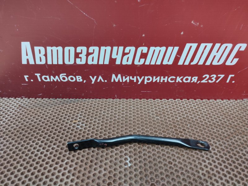 Кронштейн подрамника - фото 1