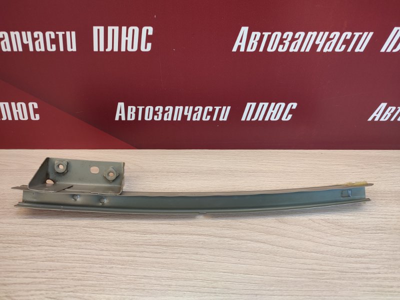 Направляющая стекла двери - фото 1