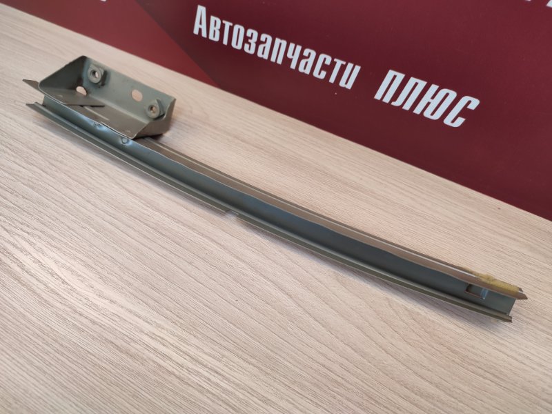 Направляющая стекла двери - фото 3