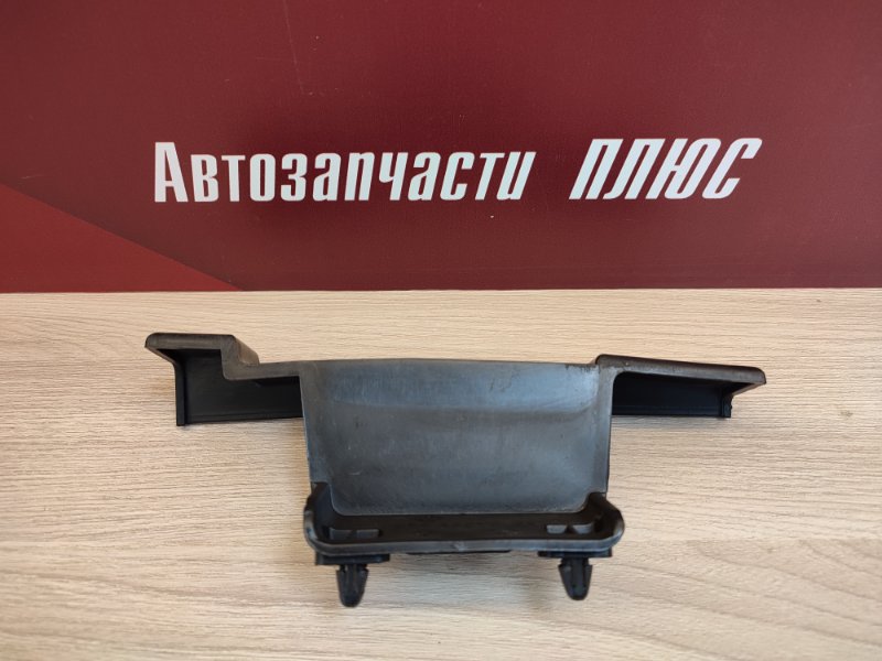 Дефлектор радиатора - фото 6