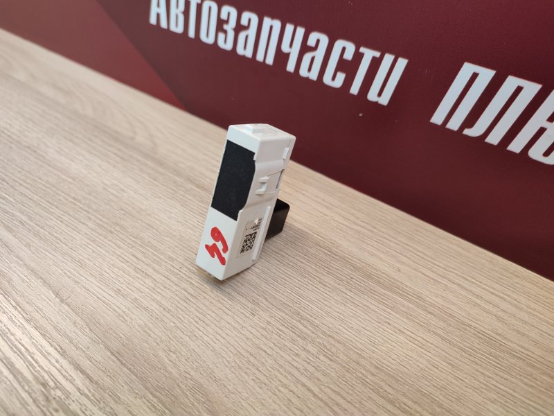 Датчик ремня безопасности - фото 3