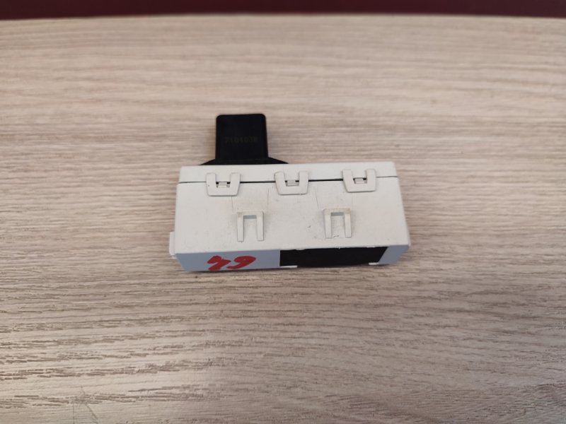 Датчик ремня безопасности - фото 6