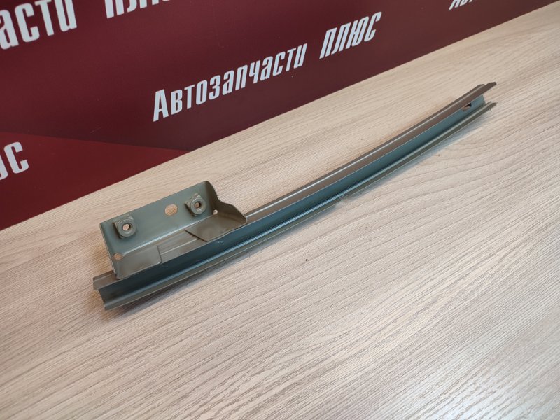 Направляющая стекла двери - фото 4