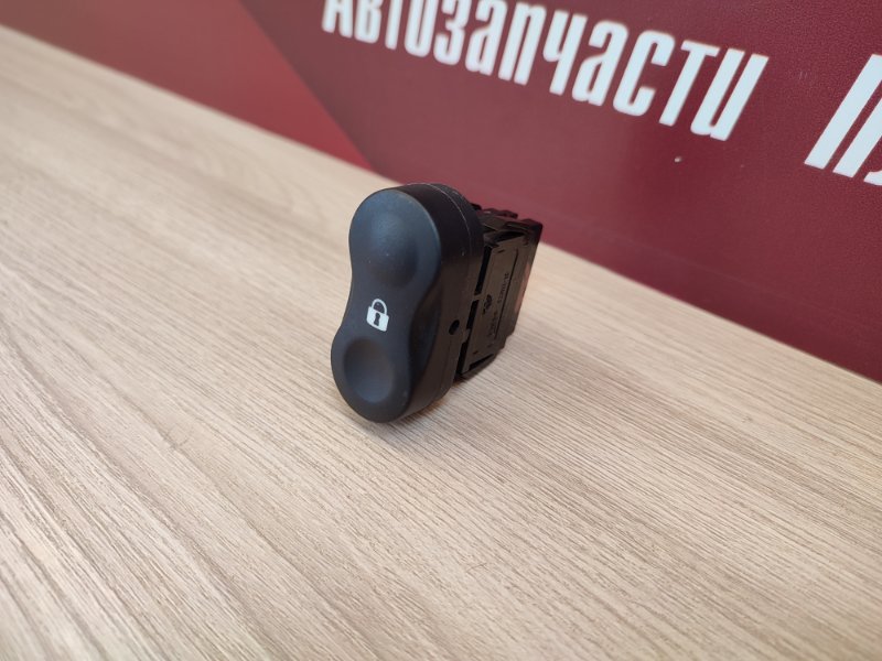 Кнопка блокировки дверей - фото 3