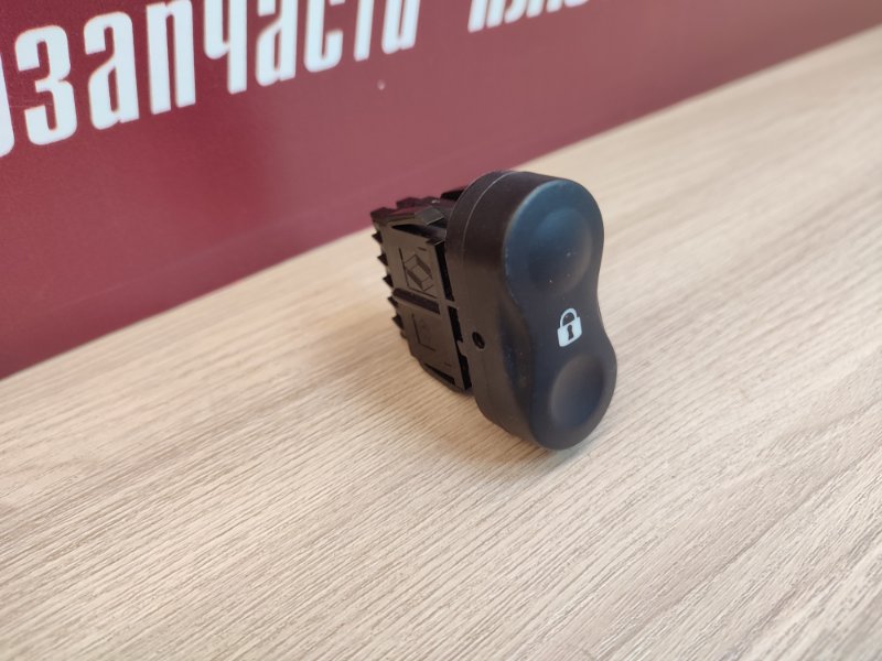 Кнопка блокировки дверей - фото 4