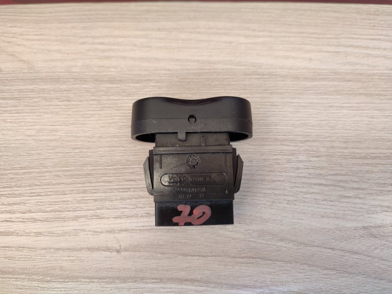 Кнопка блокировки дверей - фото 5