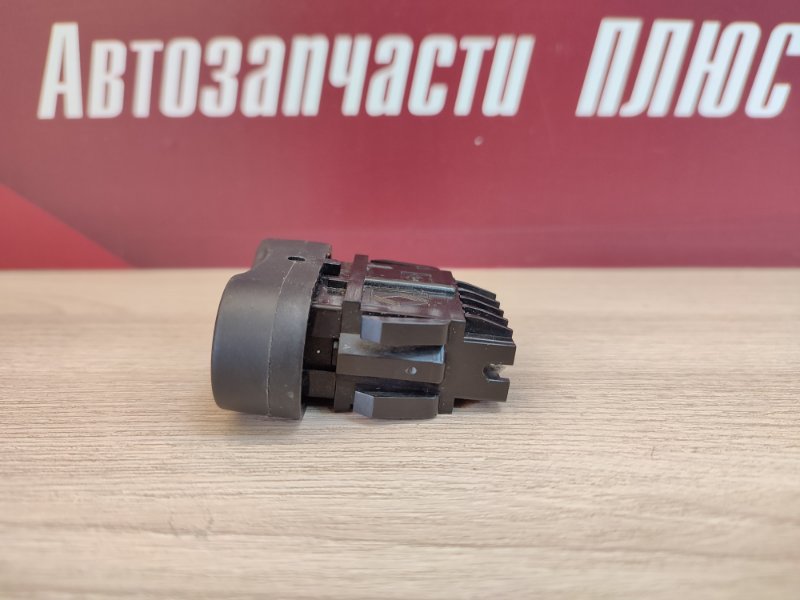 Кнопка блокировки дверей - фото 9