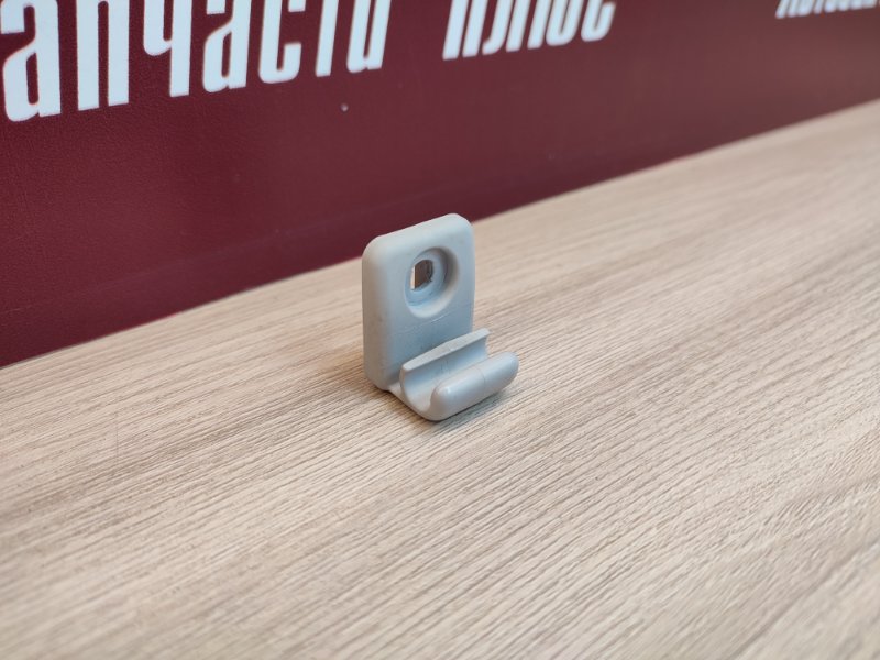 Крепление солнцезащитного козырька - фото 3