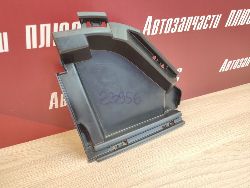 Дефлектор радиатора - фото 4