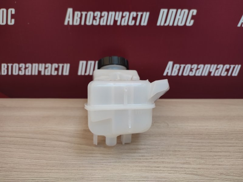 Бачок для тормозной жидкости - фото 4